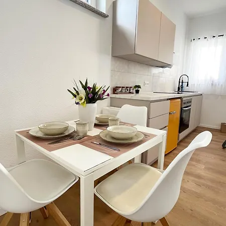 Apartment Albblick *